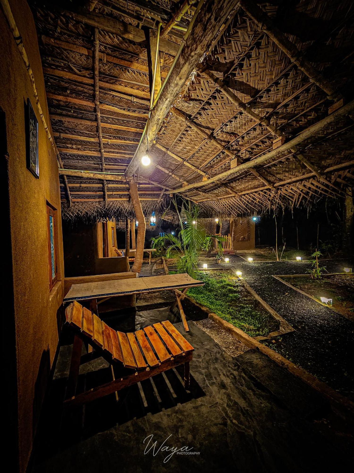 Отель Wild Safari Clay House Удавалаве Экстерьер фото