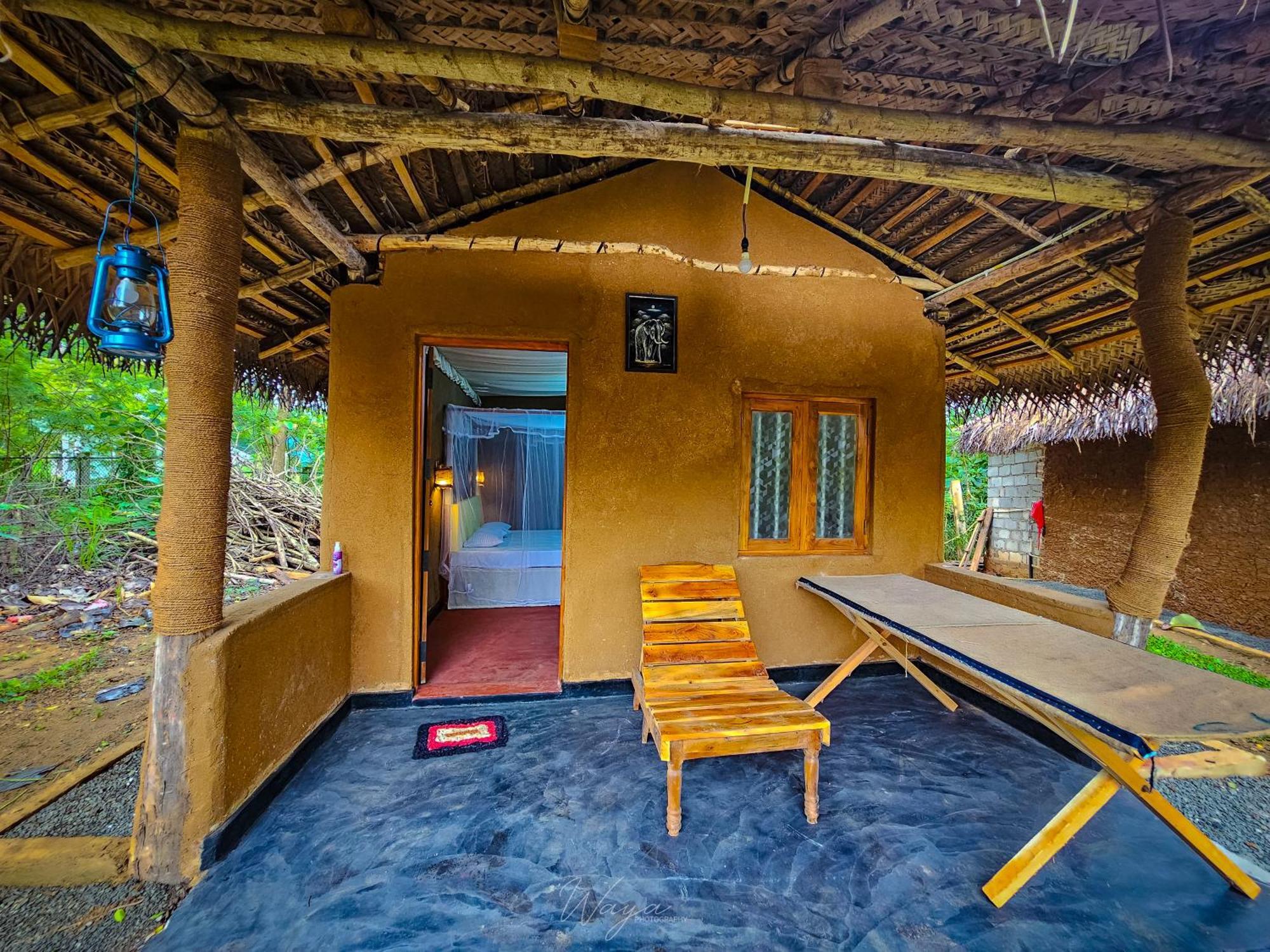 Отель Wild Safari Clay House Удавалаве Экстерьер фото